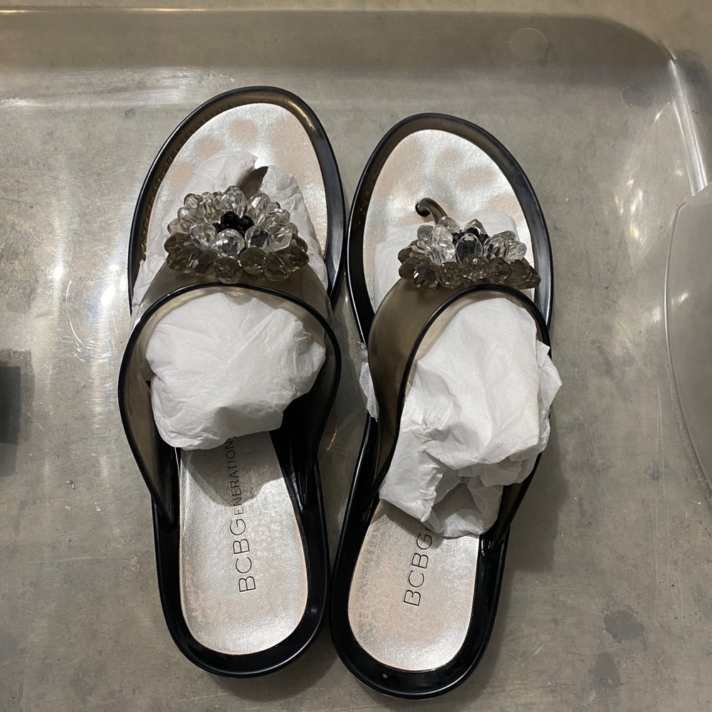 Sandals - Picture 6 of 7